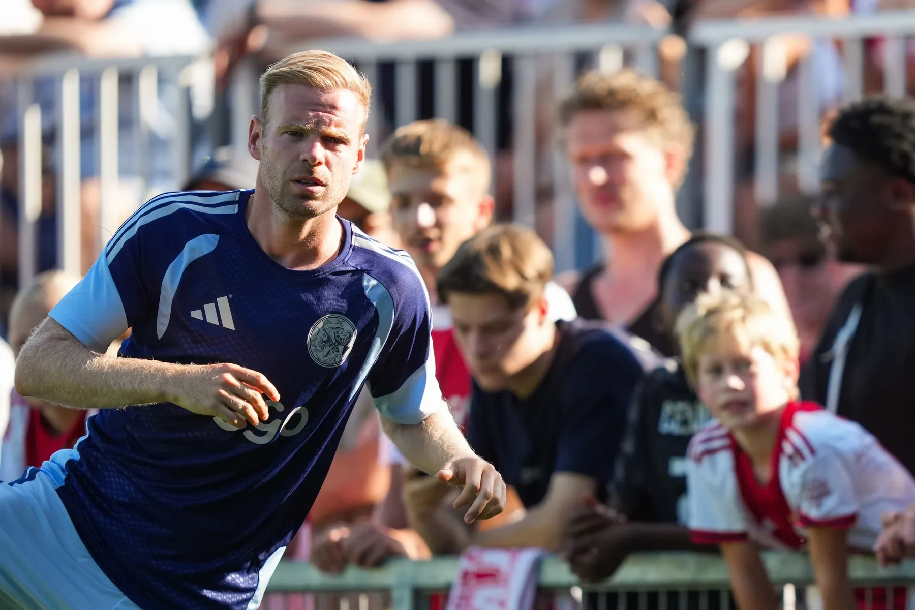 Klaassen blij met duidelijke Míchel: 'Praatjes over taalbarrière de prullenbak in'