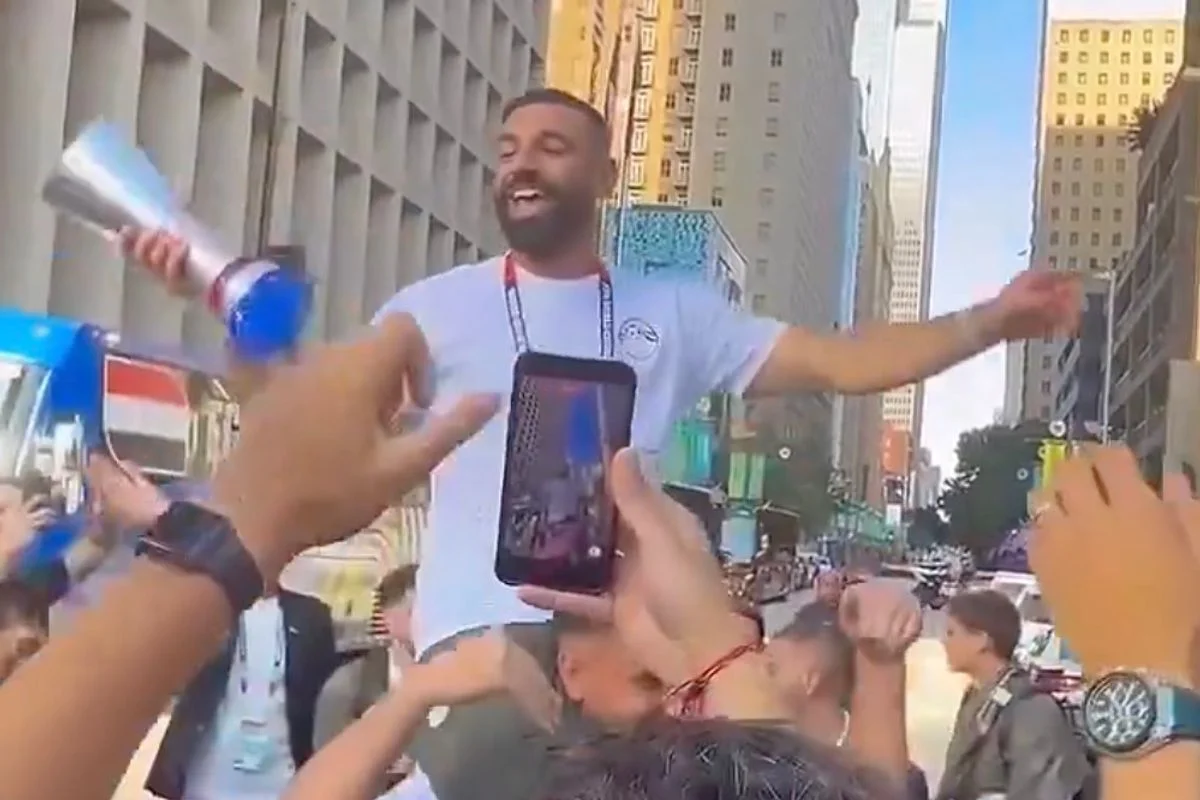 Mohamed Salah celebrates Egypt's win over Australia